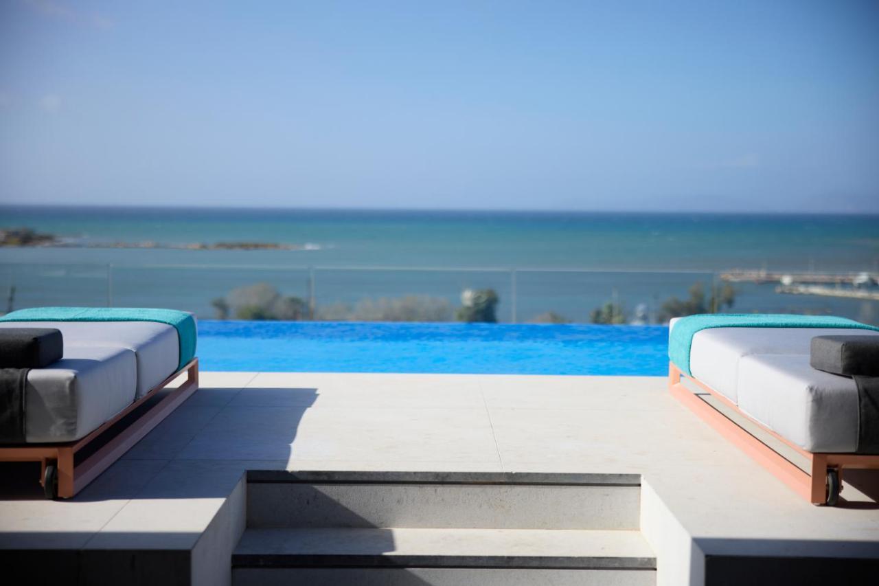 Dusit Suites Hotel Атина Екстериор снимка