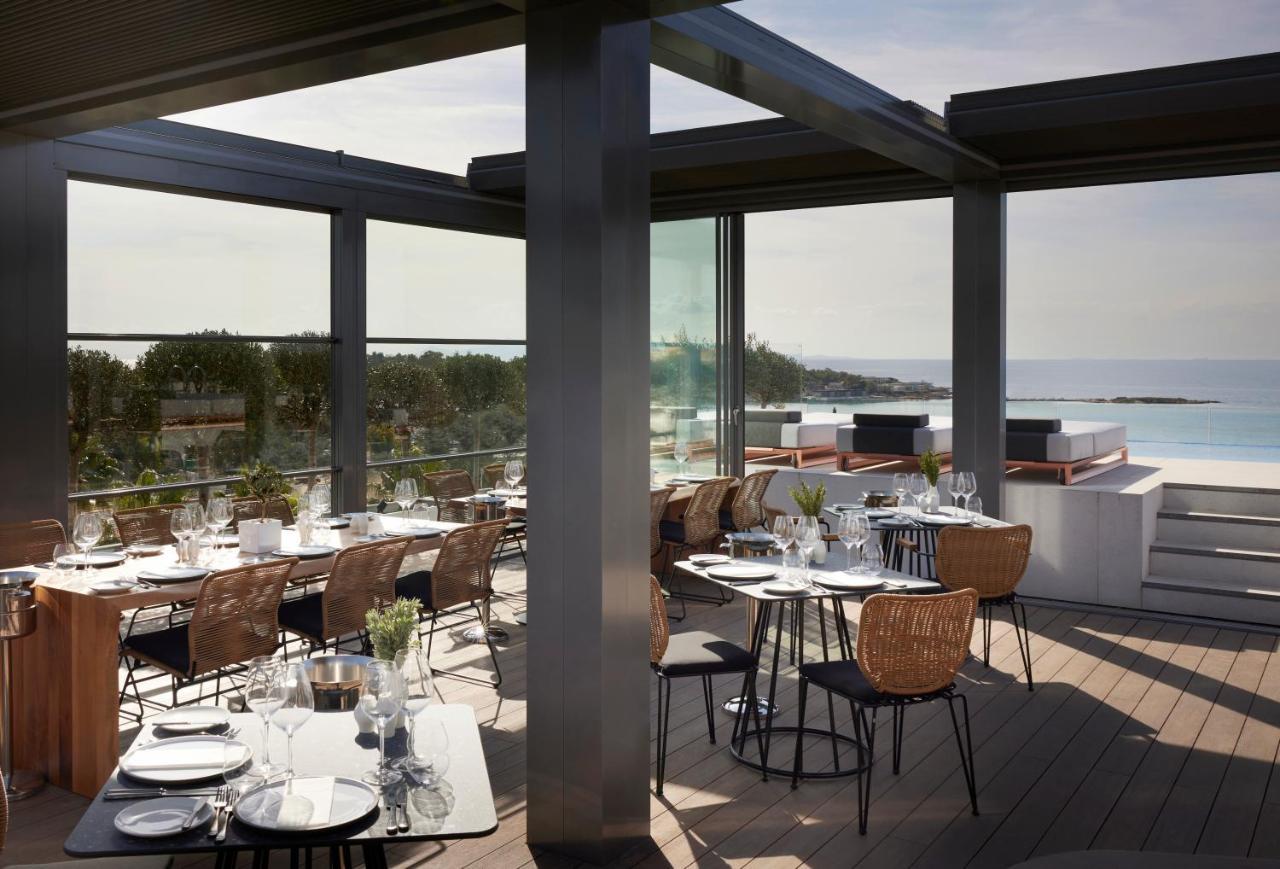 Dusit Suites Hotel Атина Екстериор снимка