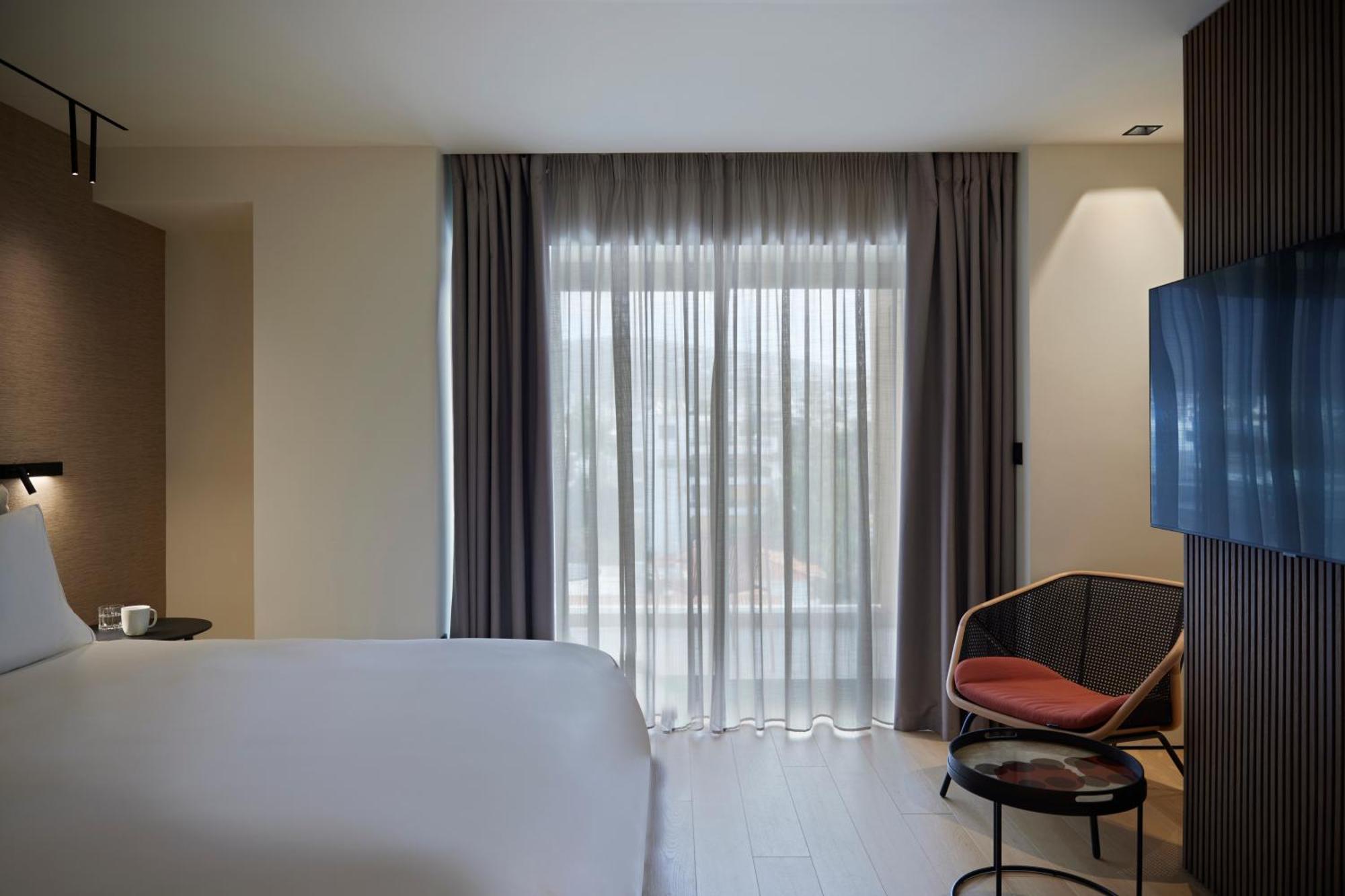 Dusit Suites Hotel Атина Екстериор снимка