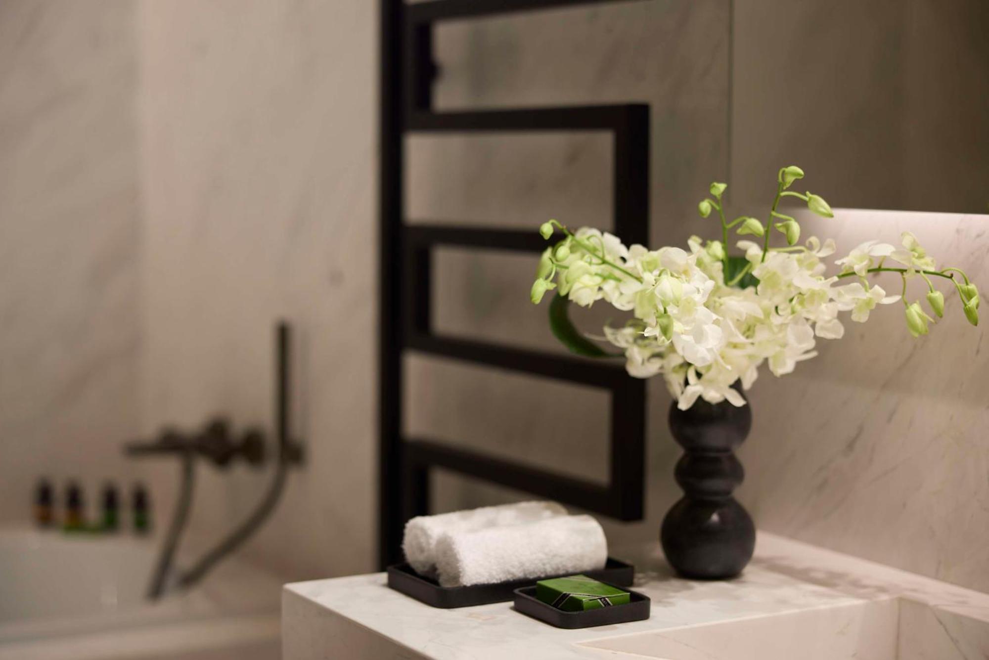 Dusit Suites Hotel Атина Екстериор снимка
