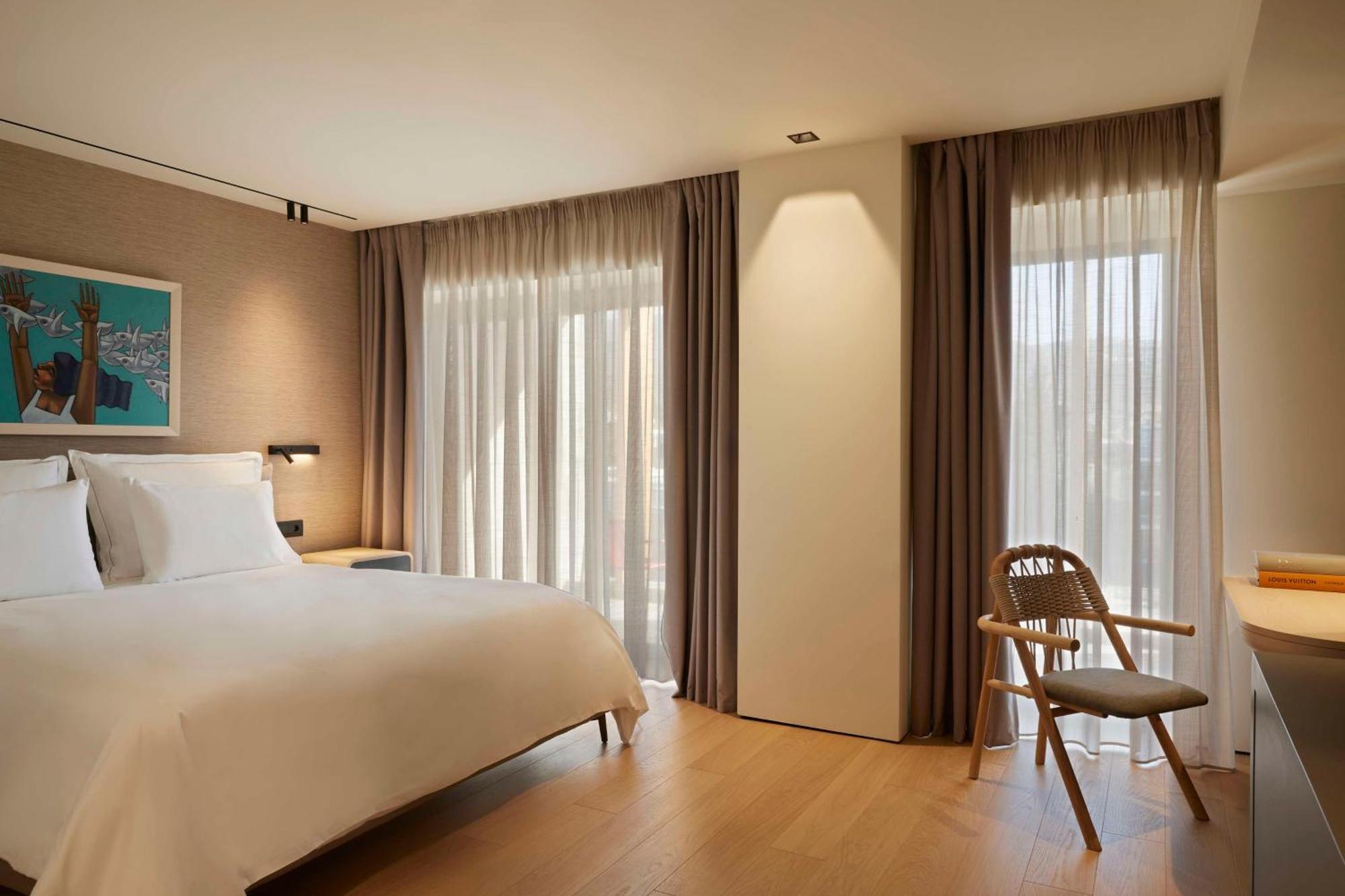 Dusit Suites Hotel Атина Екстериор снимка