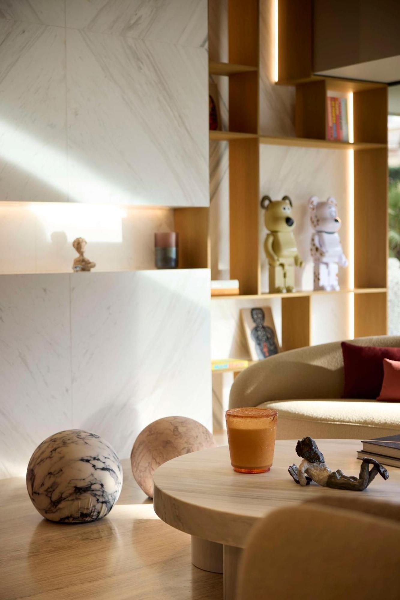 Dusit Suites Hotel Атина Екстериор снимка