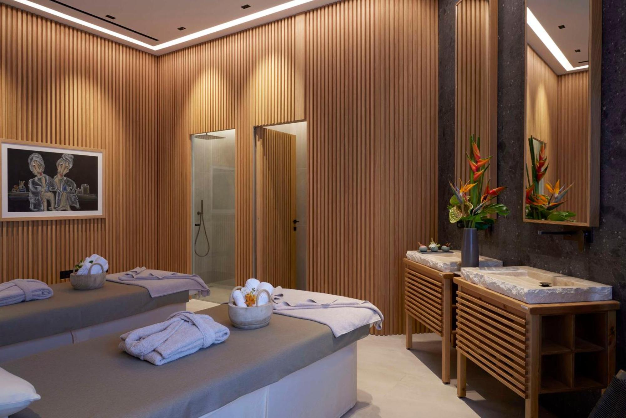 Dusit Suites Hotel Атина Екстериор снимка