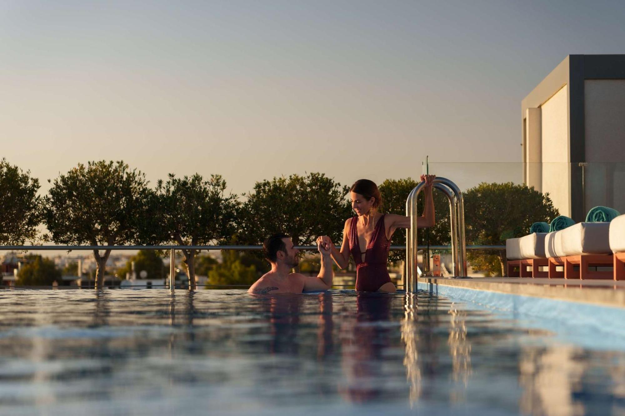 Dusit Suites Hotel Атина Екстериор снимка
