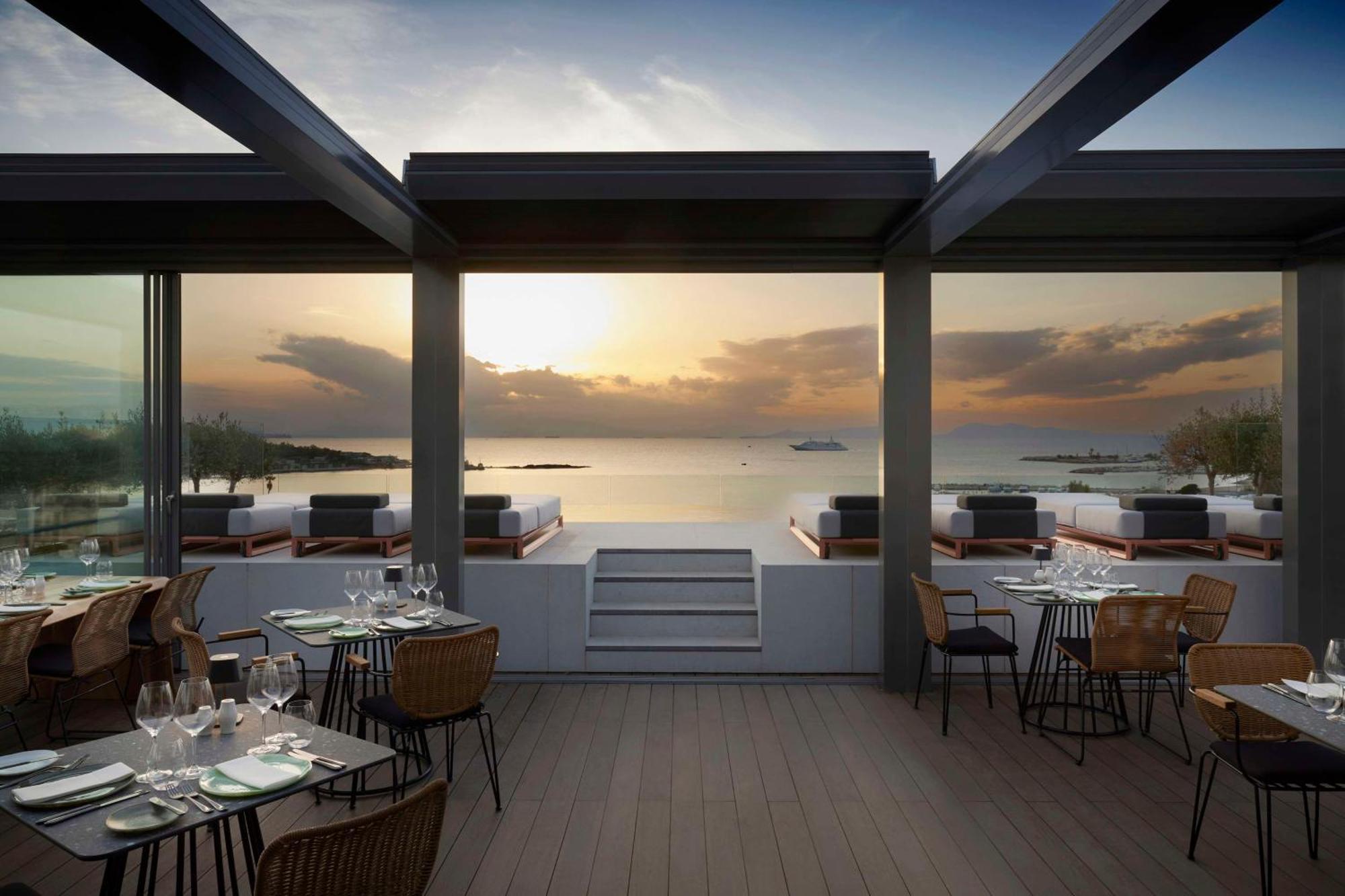 Dusit Suites Hotel Атина Екстериор снимка