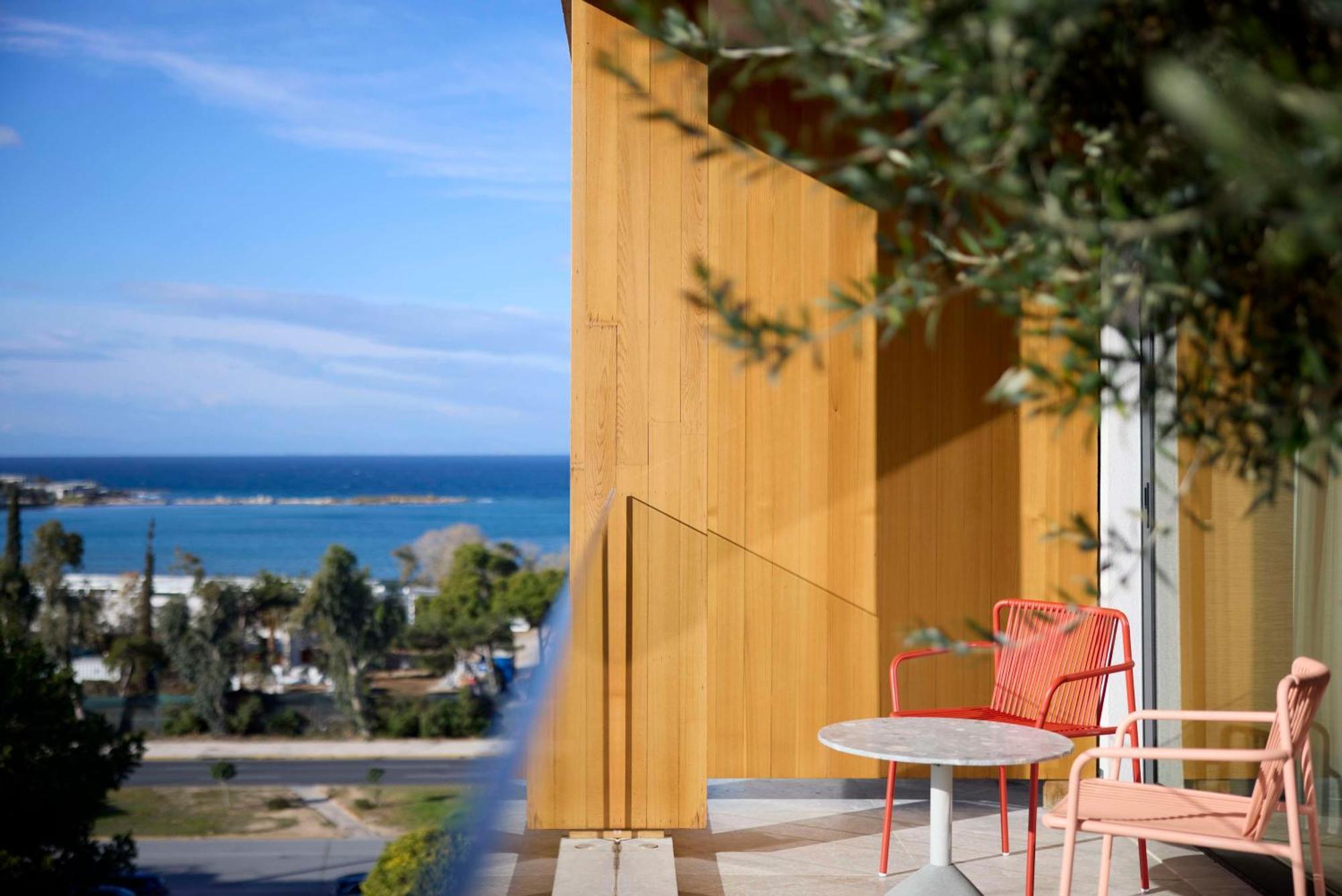 Dusit Suites Hotel Атина Екстериор снимка
